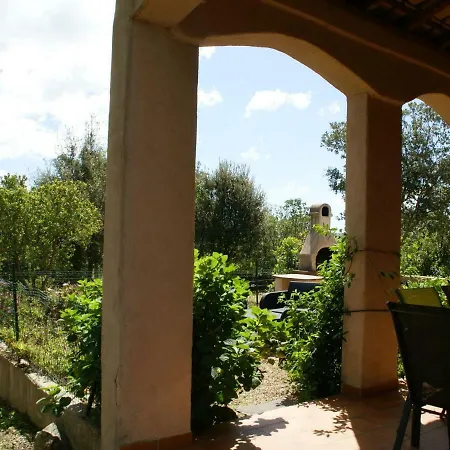Cosy Holiday With Swimming Pool In Stunning Location Near The Beaches! Casa vacanze *