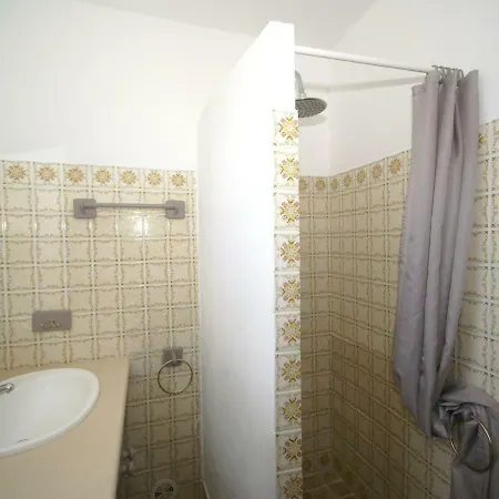 Cosy Holiday With Swimming Pool In Stunning Location Near The Beaches! Prázdninový dům *